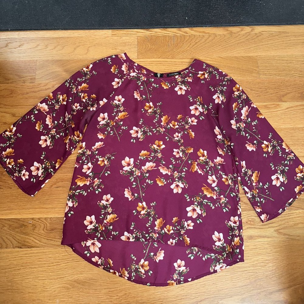 Maroon Floral 3/4 Sleeve Top